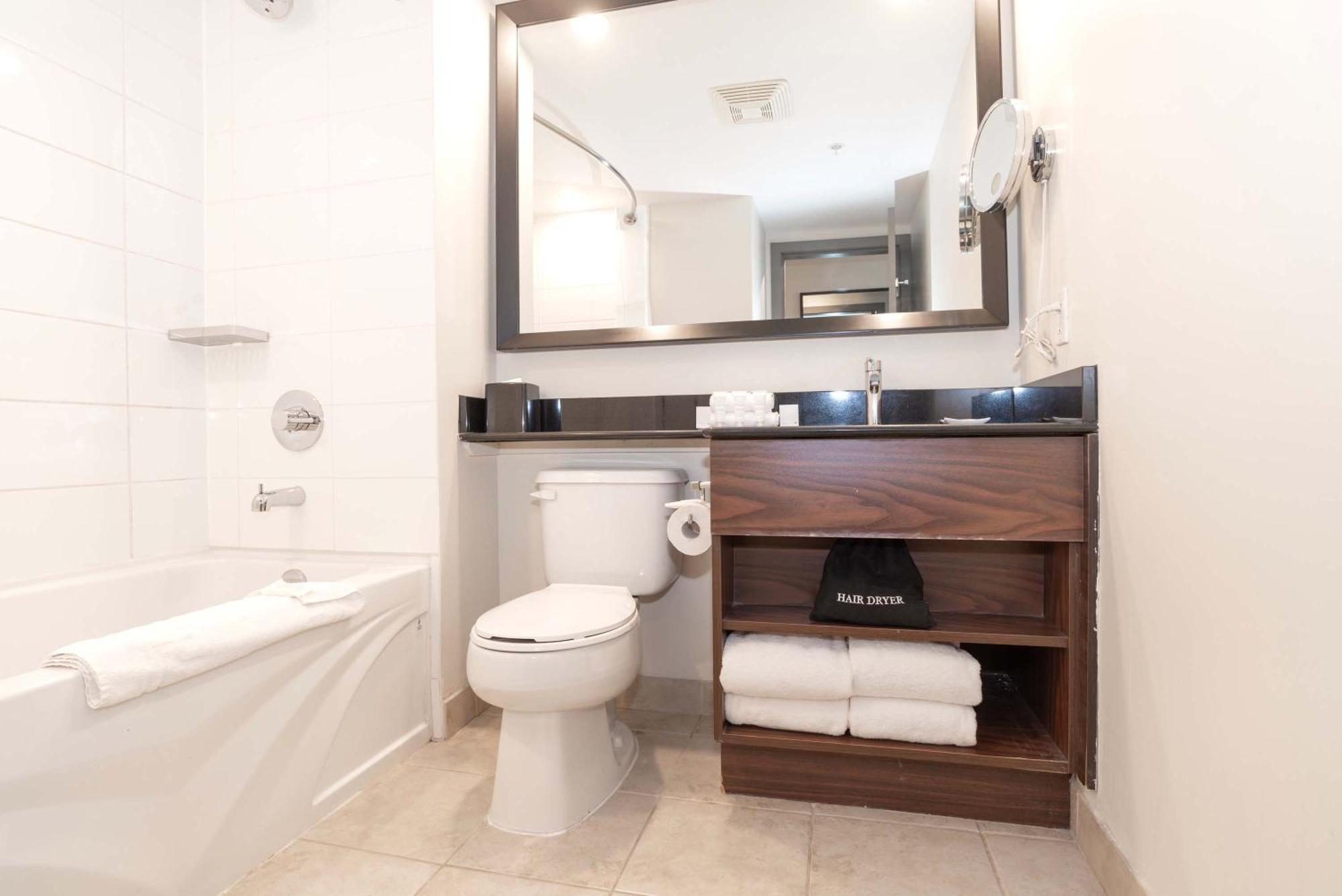 Standaard Kamer met 2 Queensize Bedden